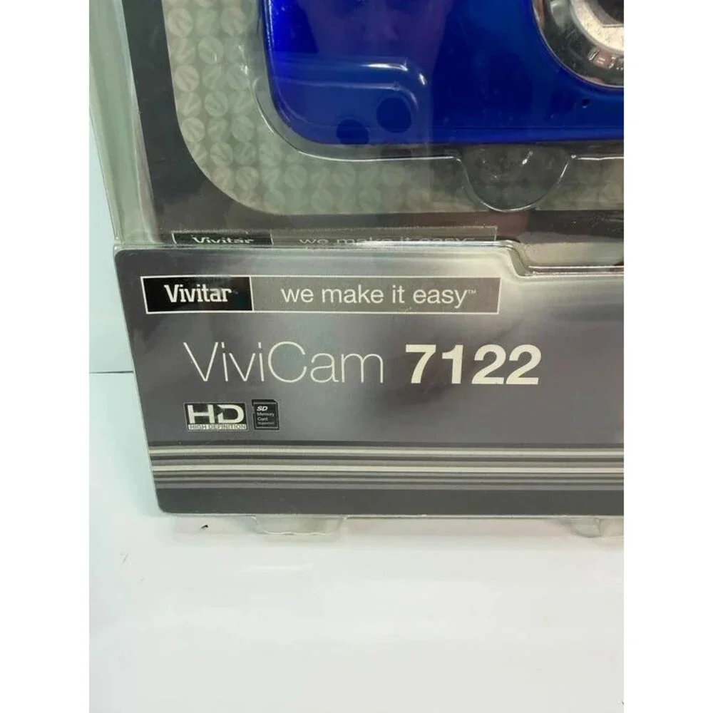 Brand New Vivitar ViviCam 7122 Digital Camera 7.1MP Y2K Retro Point and Shoot